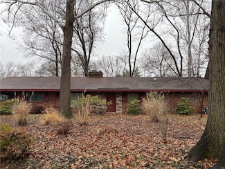 221 Ries Rd, Ballwin, MO 63021