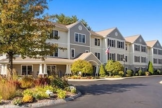 7 Crescent Way Unit 101, Sturbridge, MA 01518