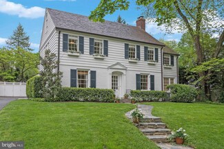 3645 49th St NW, Washington, DC 20016