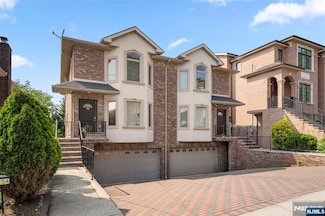 525 Roff Ave Unit A, Palisades Park, NJ 07650