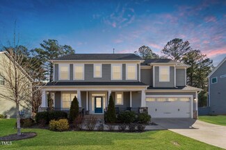 401 River Falls Dr, Apex, NC 27539