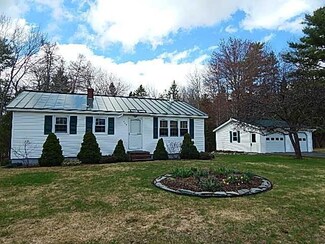 469 Main Rd, Eddington, ME 04428