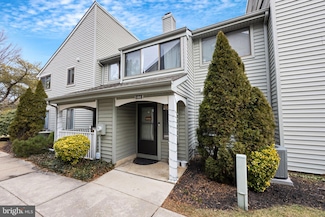 1302 Roberts Way, Voorhees, NJ 08043
