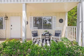 4623 Bayshore Dr Unit C2, Naples, FL 34112