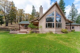 2020 Fern Ln, Weed, CA 96094