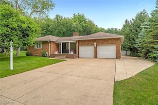 7140 Lake O Springs Ave NW, North Canton, OH 44720
