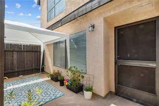 5463 Newcastle Ave Unit 8, Encino, CA 91316
