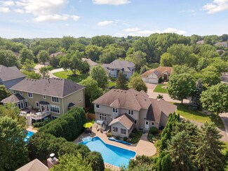 505 Hillscourte N, Saint Paul, MN 55113