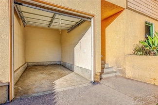 445 W 65th St, Los Angeles, CA 90003