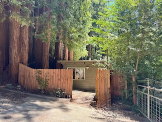 144 Monaco Ln, Boulder Creek, CA 95006