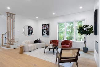 10-12 Elliot Terrace Unit 12, Newton, MA 02464