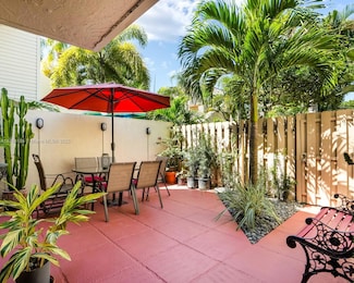 614 Executive Center Dr Unit 102, West Palm Beach, FL 33401
