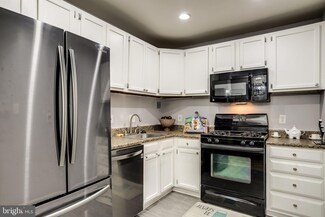 6135 Leesburg Pike Unit 302, Baileys Crossroads, VA 22041