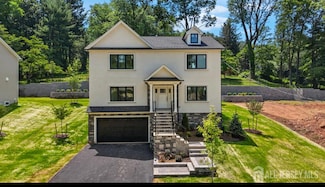 114 Whispering Hills Rd, South Plainfield, NJ 07080