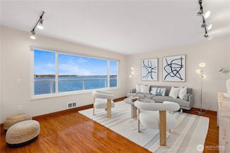 1800 43rd Ave E Unit 106, Seattle, WA 98112