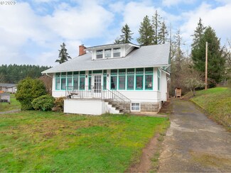 205 E Sixth Ave, Sutherlin, OR 97479
