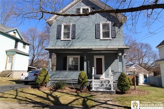 18 Utica St, Jamestown, NY 14701