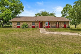 285 County Road 4235, Mount Pleasant, TX 75455