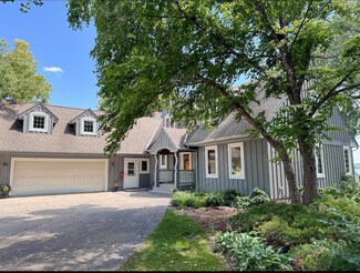 2505 Country Club Dr NE, Willmar, MN 56201