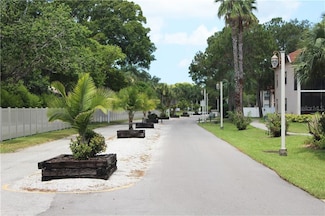 4450 47th Ave W Unit 102, Bradenton, FL 34210