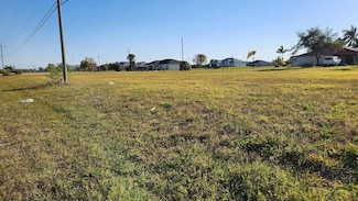 1724 Andalusia Blvd, Cape Coral, FL 33909