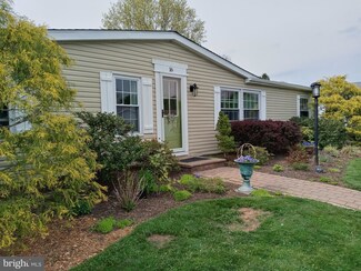 16 Clovedale Way, Souderton, PA 18964