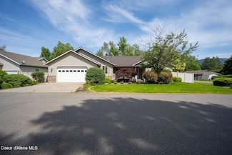 10016 N Zack Ct, Hayden, ID 83835