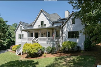 1802 Lake Ridge Rd, Birmingham, AL 35216
