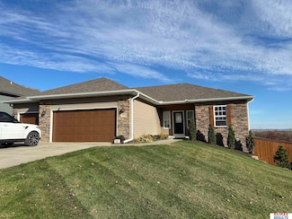 703 S 16th St, Fort Calhoun, NE 68023