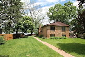 22983 W Martin Lake Dr NE, Stacy, MN 55079