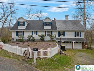 3325 River Rd, Mount Bethel, PA 18343