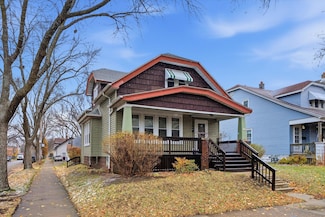 2002 S 32nd St, Milwaukee, WI 53215