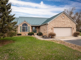 3432 S Indian Trail, Farmland, IN 47340