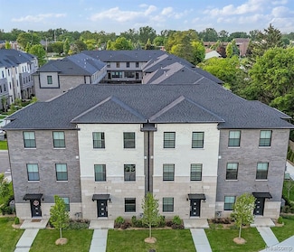 2882 Summers Place, Troy, MI 48084