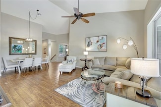 8560 Danbury Blvd Unit 202, Naples, FL 34120