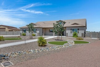 8894 W Garnet Mountain Dr, Casa Grande, AZ 85194