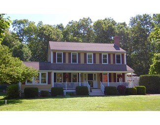 8 Baywoods Dr, Shirley, MA 01464