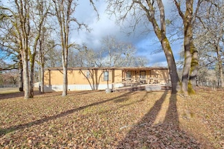 721 Denver Ave, Grants Pass, OR 97526