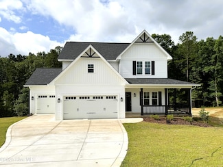108 Woodford Ln, Vass, NC 28394