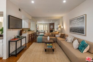 1055 19th St Unit 2, Santa Monica, CA 90403