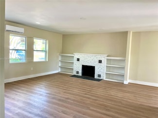 1300 Waite Dr, North Fort Myers, FL 33903