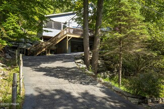 1012 Sundew Rd, Lake Ariel, PA 18436
