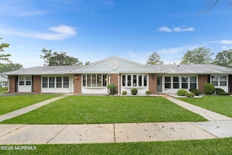 1058A Argyll Cir, Lakewood, NJ 08701