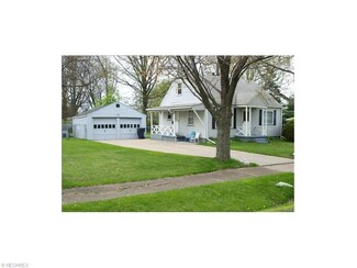 2750 Beck St SE, Warren, OH 44484