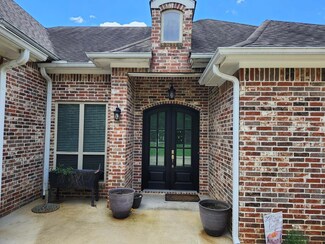 285 Acorn Dr, Lufkin, TX 75904