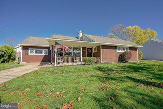 23 Rose Ave, Maple Shade, NJ 08052