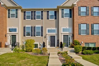 519 Town Center Blvd, Gilberts, IL 60136