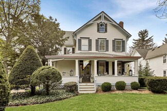 381 Branch Ave, Little Silver, NJ 07739