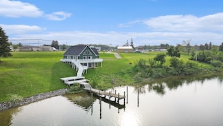 10480 N Straits Hwy, Cheboygan, MI 49721