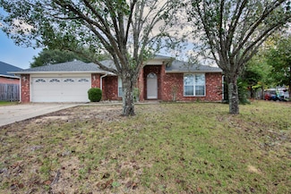 664 Brunson St, Crestview, FL 32536